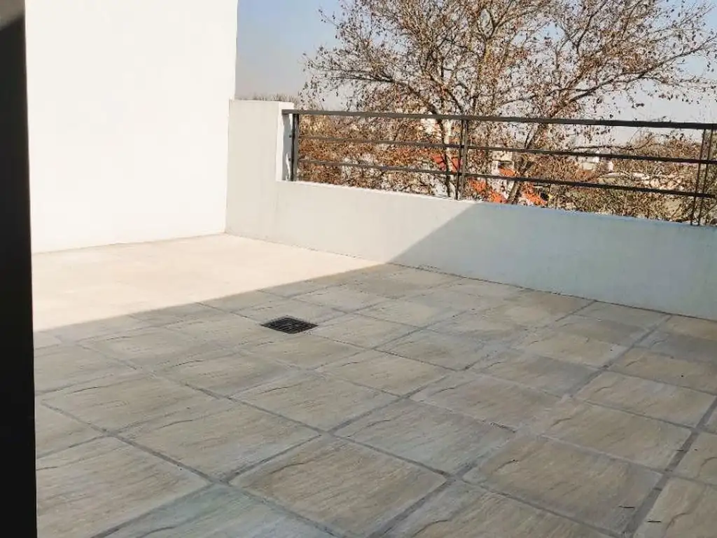 VENTA PH 2 AMB CON PATIO Y TERRAZA EN VILLA SANTA RITA CABA