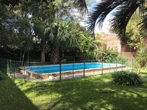 Casa en Venta en Las Malvinas - 4 ambientes