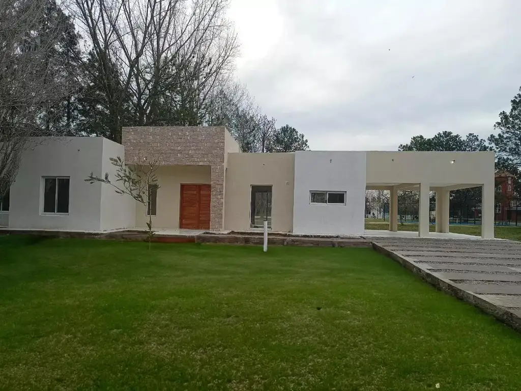 Casa en Venta a Estrenar Haras del Sol