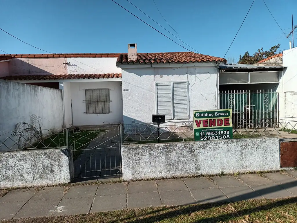 Casa en venta en Pueblo Nuevo a 3 cuadras de la estación