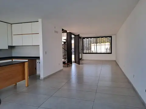 Duplex 3 dorm Barrio Cerrado LA CALANDRIA zona sur