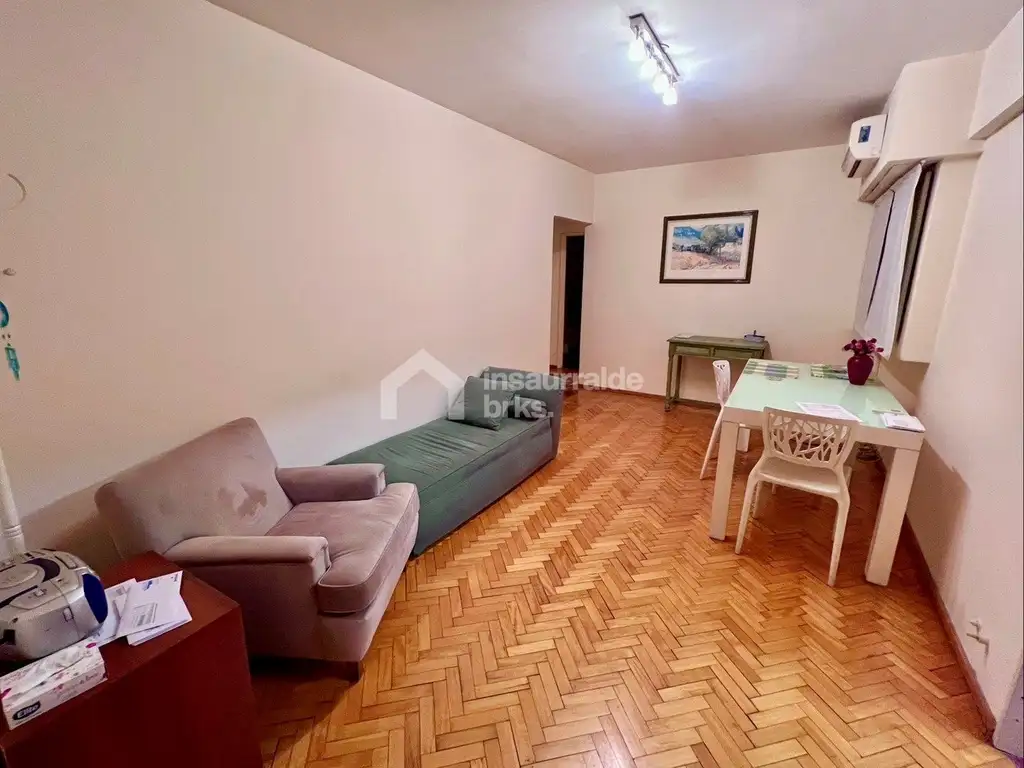 VENDO DEPARTAMENTO DOS AMBIENTES, PLENO PALERMO Y CERCA DE TODO!