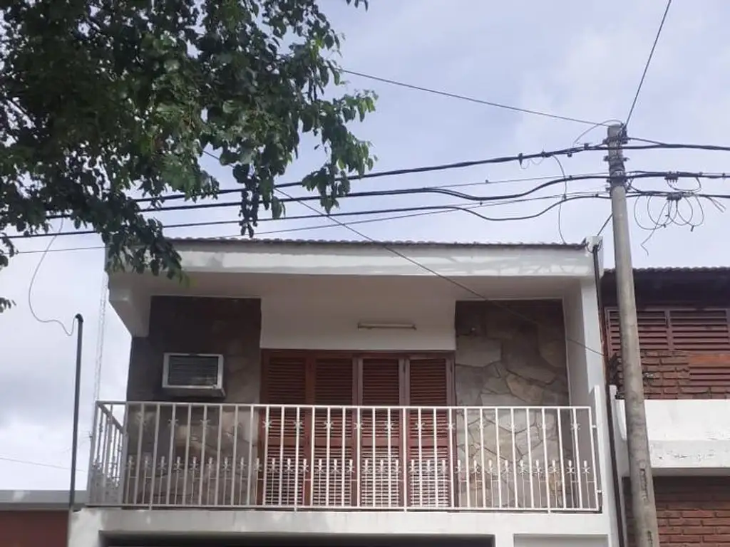 EN VENTA! GALPÓN MÁS DEPARTAMENTO EN PLANTA ALTA