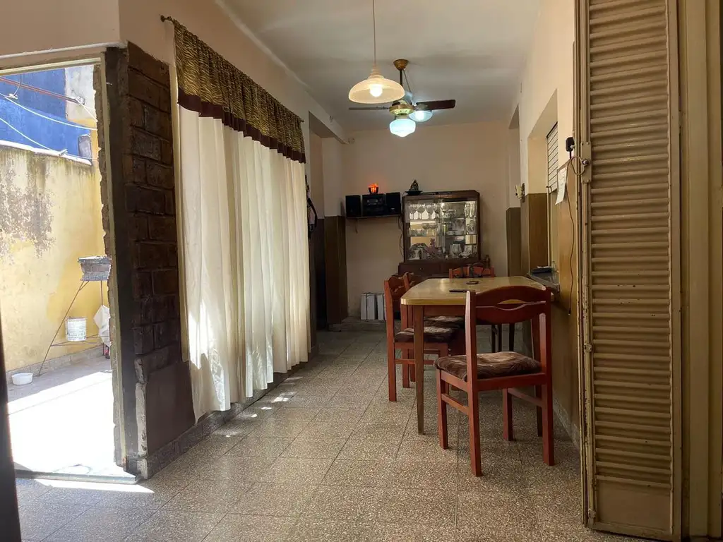 Venta de casa departamento dos dormitorios zona España y Hospitales - Foto 0