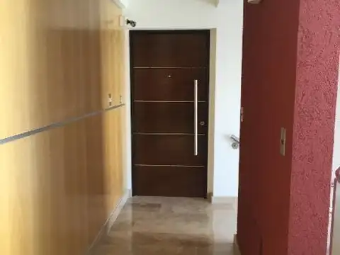 SEMIPISO DE 4 AMBIENTES CON TERRAZA PROPIA CON JACUZZI Y QUINCHO , BALCON CON CERRAMIENTO, IMPECABLE - Foto 0