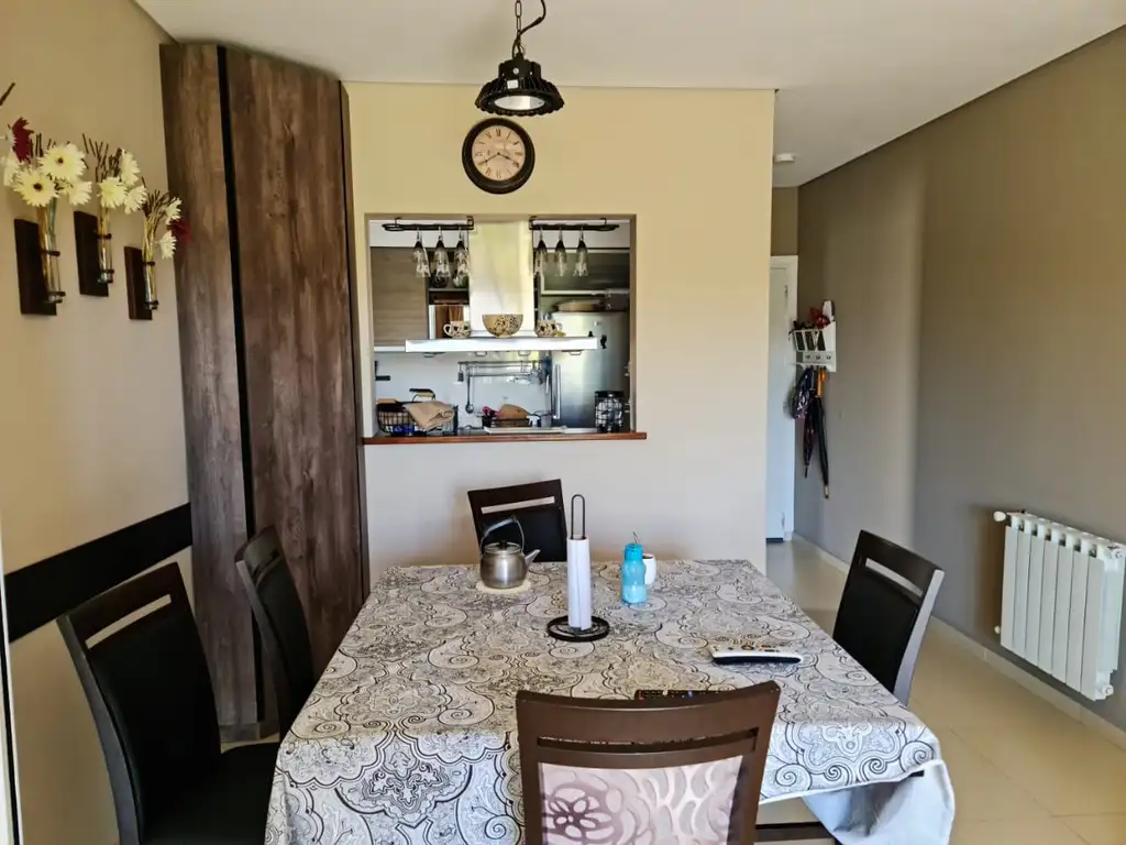 Departamento tipo Duplex en venta con cochera doble en Barrancas de Iraola.