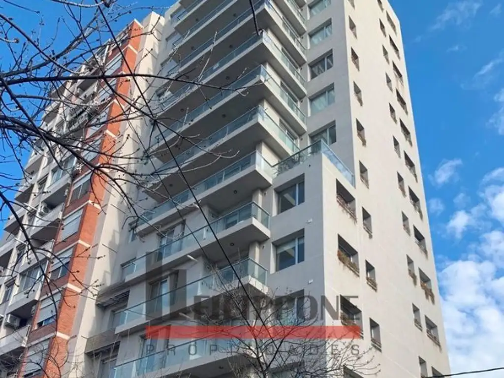 Piso exclusivo en alquiler 3dormitorios c/cochera doble