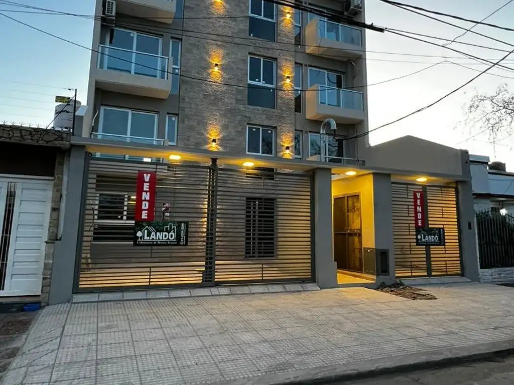 DEPARTAMENTO EN VENTA DOS AMBIENTES CON COCHERA Y PATIO