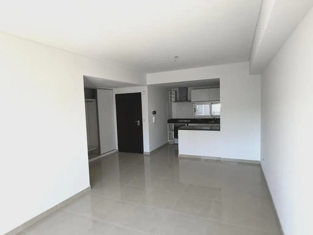 VENTA Excelente departamento TRES AMBIENTES con balcón AL FRENTE a estrenar en CABALLITO