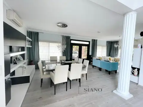 Casa en Venta con cochera
