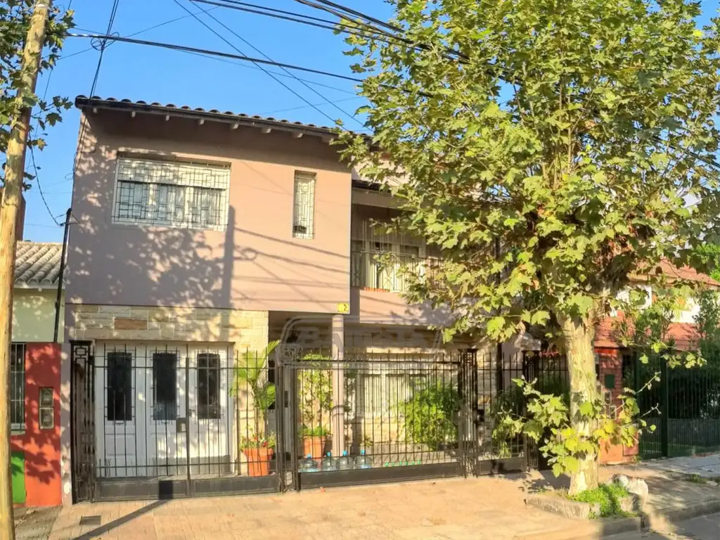 Casa - Venta - Argentina, VILLA SARMIENTO - solier 500