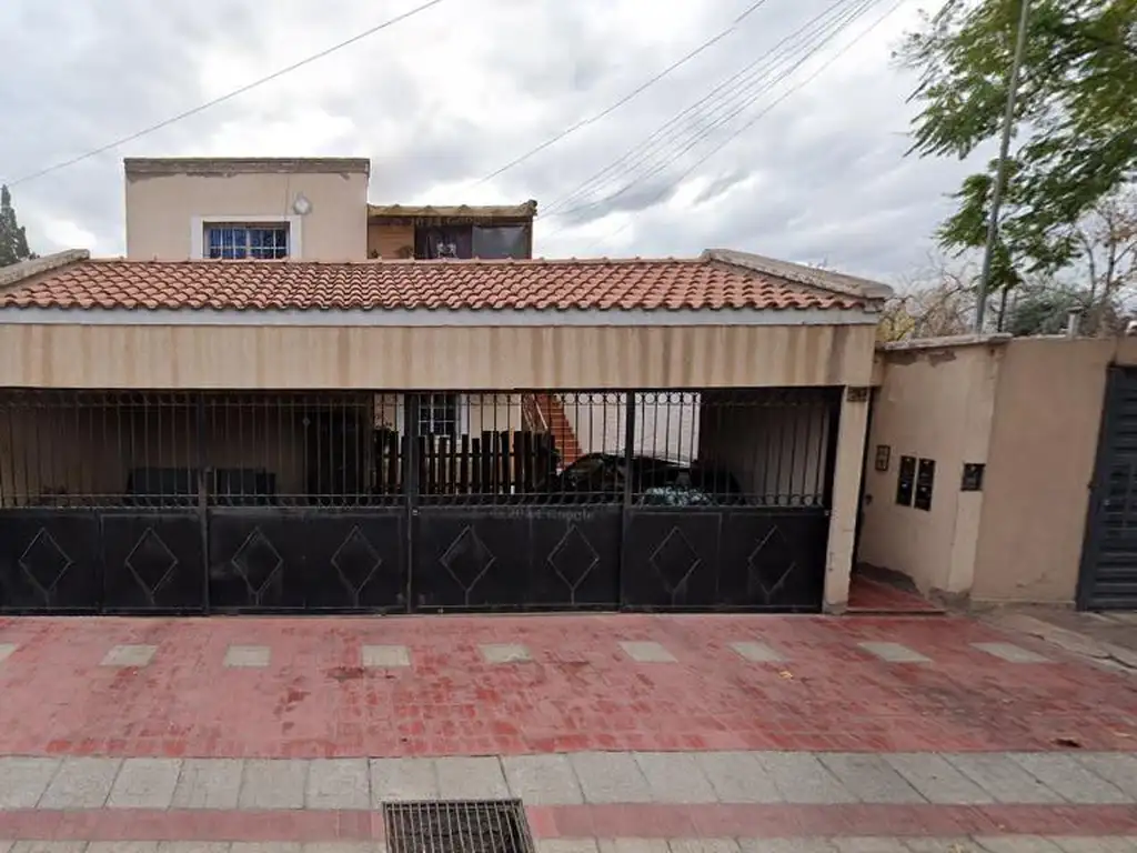 Departamento en venta - 2 Dormitorios 1 Baño - Cochera - 80Mts2 - Las Heras, Mendoza