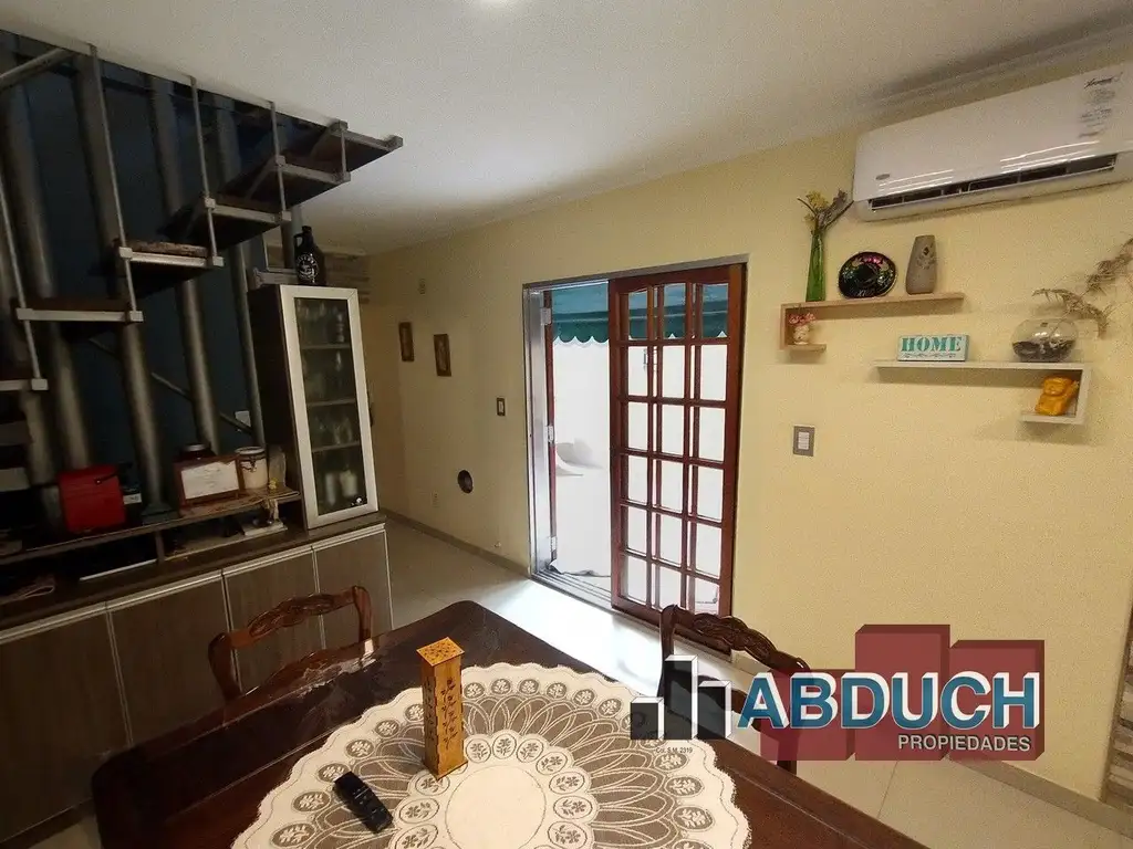 VENTA   4 AMBIENTES  VILLA BALLESTER PERMUTA