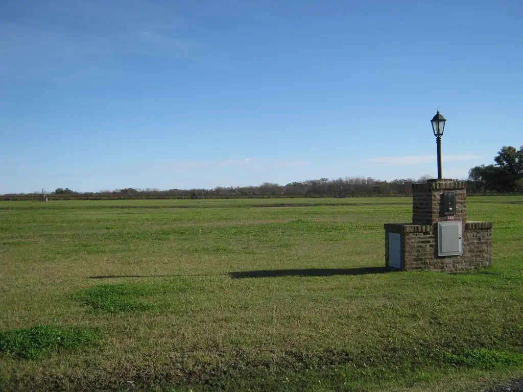 Lote a la venta en Comarcas de Lujan