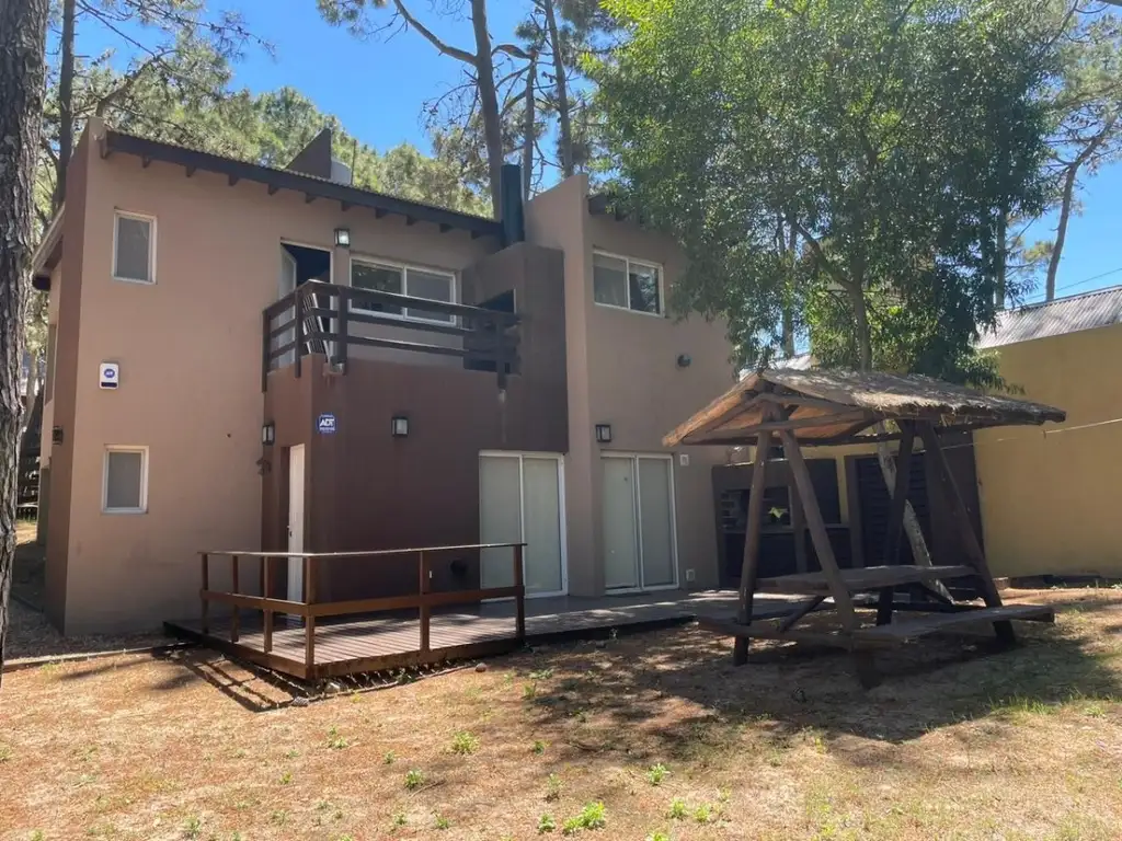 Casa en alquiler temporario de 2 dormitorios en Mar Azul