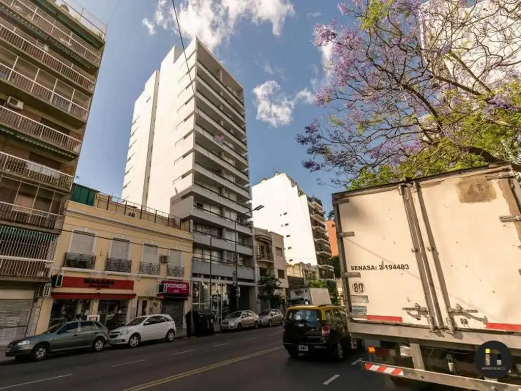 COLEGIALES - OFICINA PREMIUM DE 175 M2 CON 3 COCHERAS - PISO ALTO - VENTA