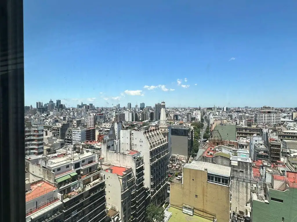 Arenales 1800, Excelente Departamento/Oficina 2 Ambientes, Piso Alto vista abierta en Barrio Norte