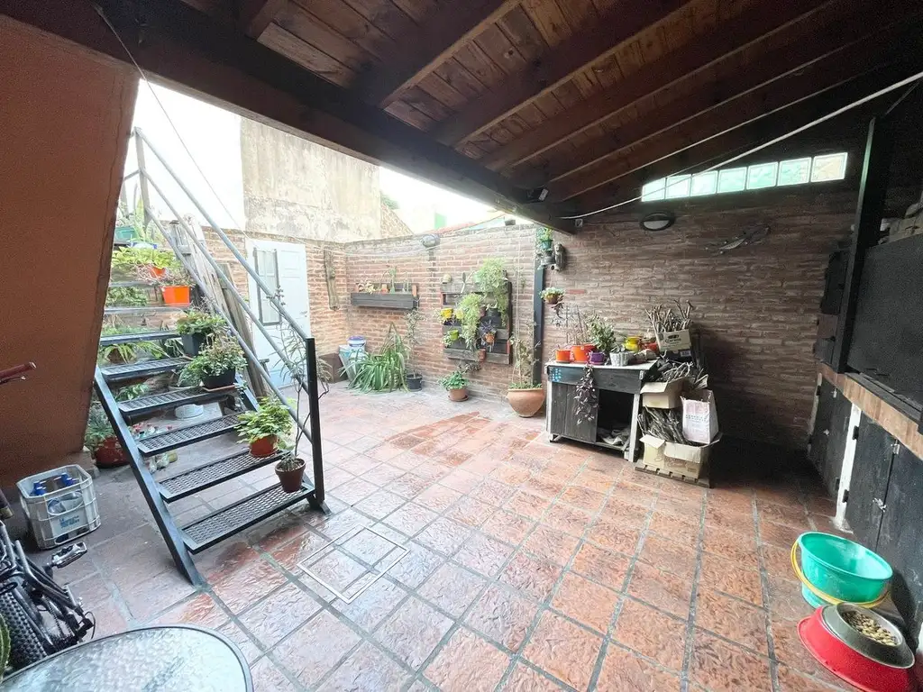 VENTA PH CASA DE 4 AMB C/GARAGE MARTIN CORONADO