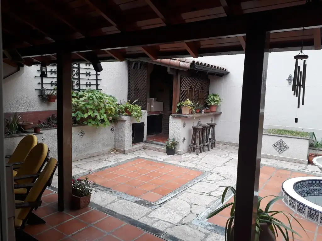 Excelente casa en lote propio - Foto 0
