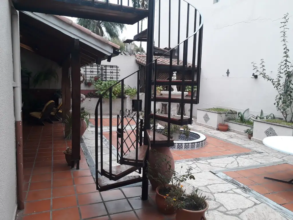 Casa en Venta - 5 ambientes - USD 294.900