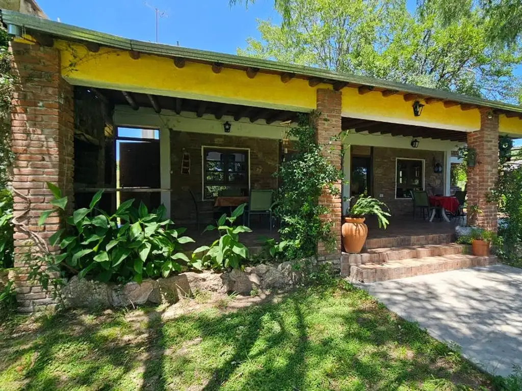 REMAX VENDE IMPORTANTE ESTANCIA EN CABALANGO