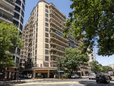 El Maestro y Rivadavia Departamento de 5 ambientes con dependencia en Venta en Caballito