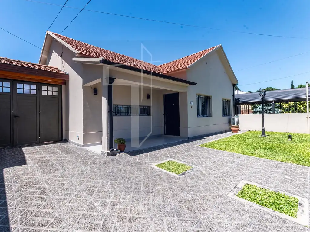 VENTA CASA RAFAEL CALZADA 4 AMB C/ PISCINA QUINCHO Y COCHERA