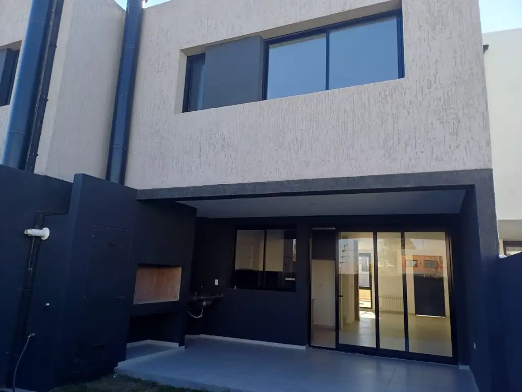 Venta Dúplex 3 Dormitorio Barrio Chacras del Norte