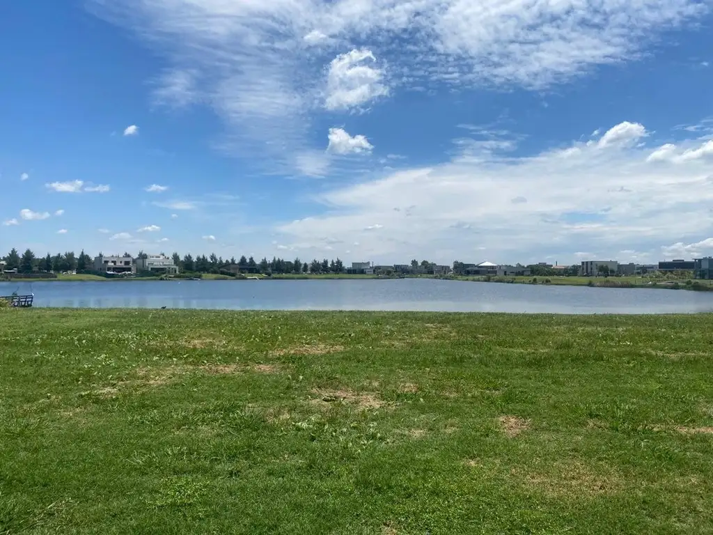 TERRENO EL NAUDIR ETAPA 1 EXCELENTE ESPEJO DE AGUA