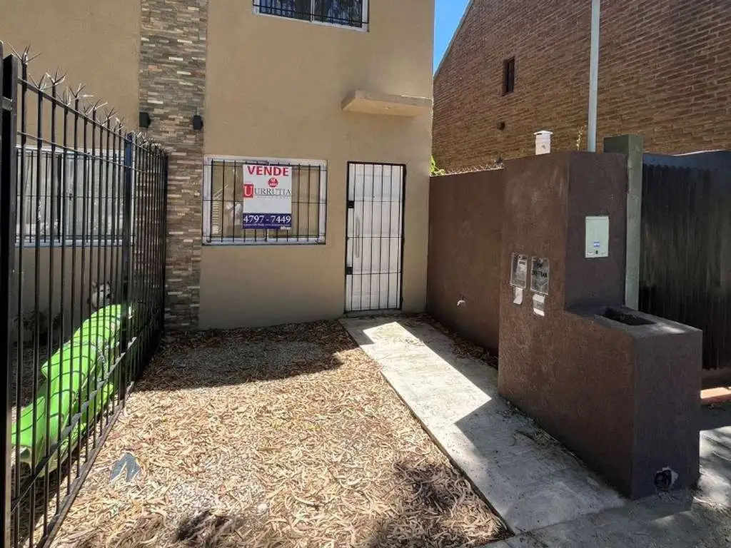 DUPLEX A ESTRENAR 3 AMB C/PATIO + PARRILLA + ESPACIO P/AUTO. ENTREGA INMEDIATA.