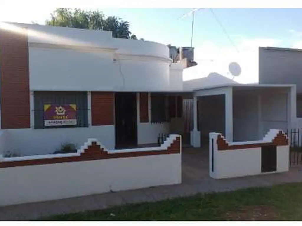 Casa en Venta en La Plata [Cod: 161-13564]