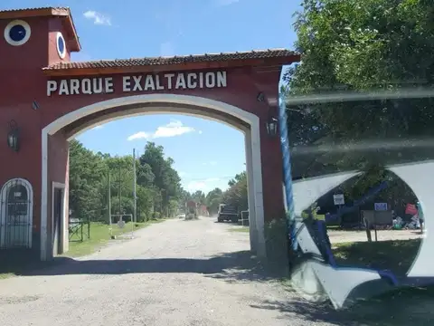 Casa Quinta en Parque Exaltación