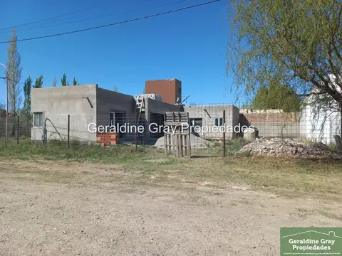 Casa en venta de 3 dormitorios en General Fernández Oro