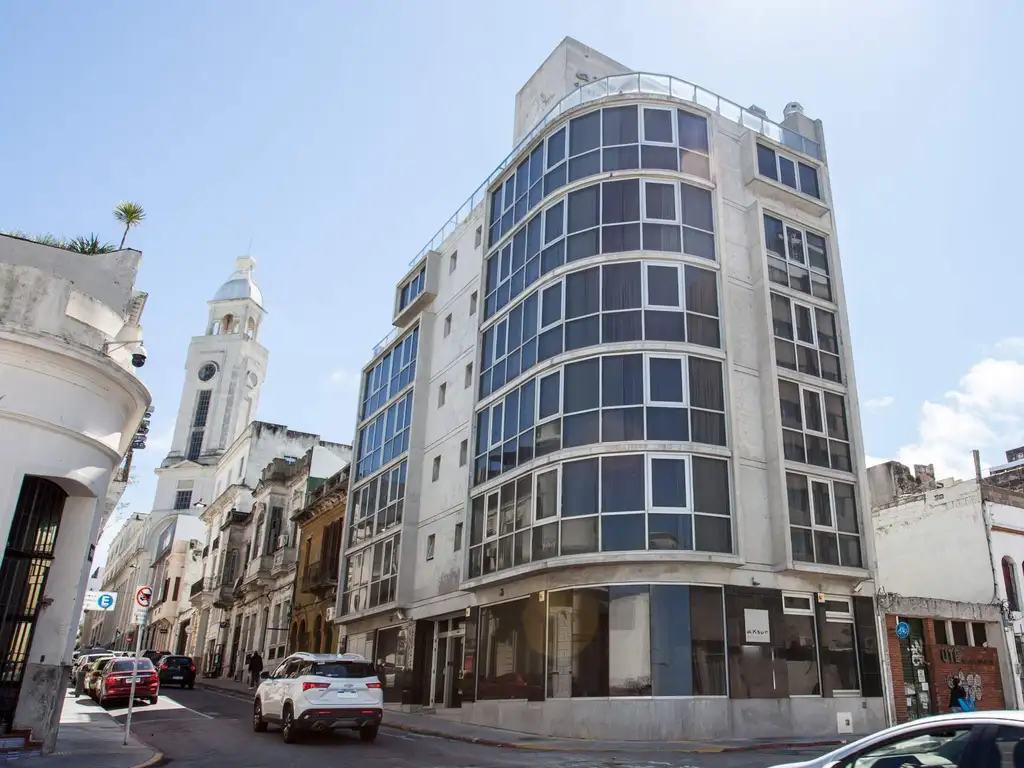 VENTA EDIFICIO HOTEL  CON RENTA PARA INVERSORES