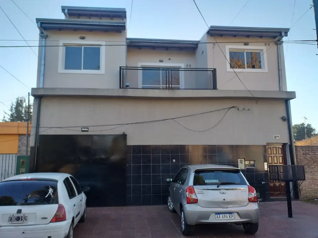 Oportunidad venta en block 2 dúplex más galpón