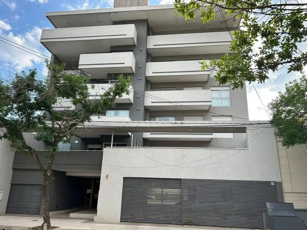 VENDE EXCELENTE DEPARTAMENTO "CASES II"