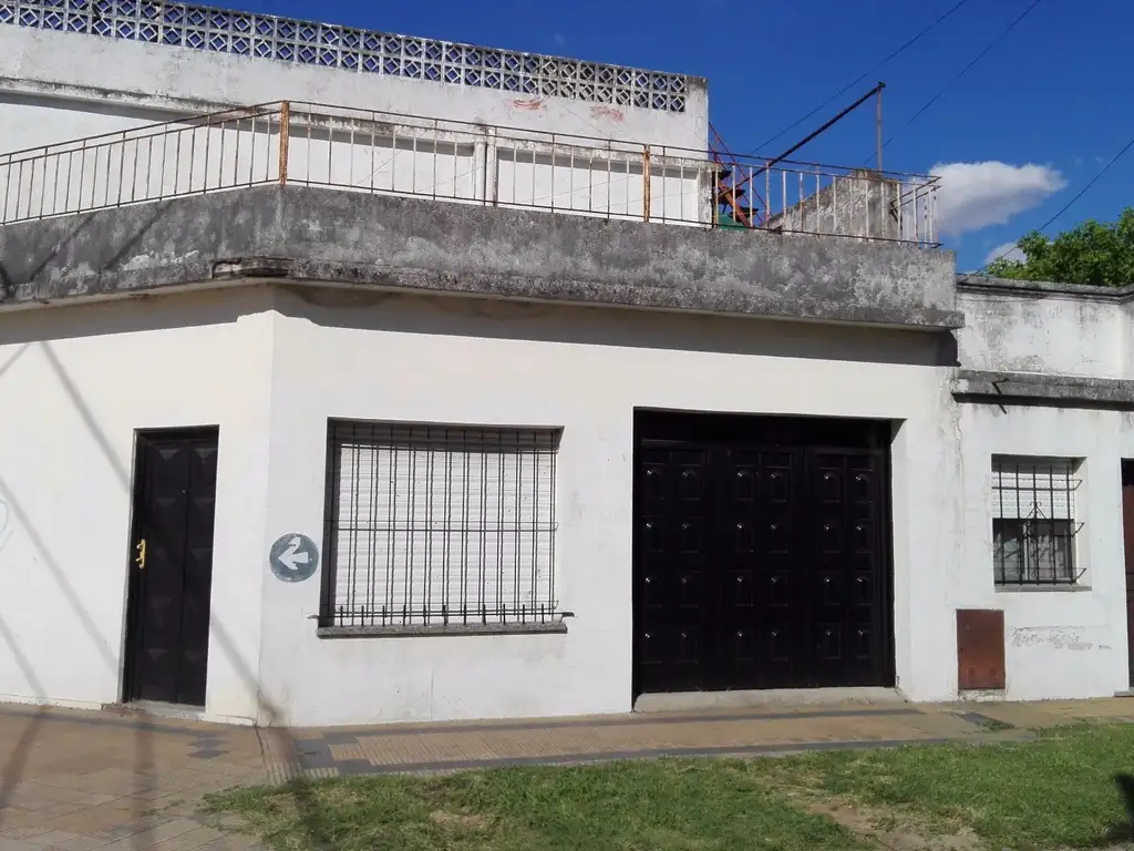 venta de casa 4 ambientes a reciclar