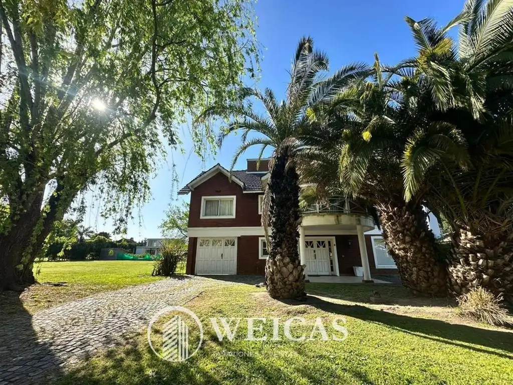 Venta Casa 4 amb con dependencia en Country Boca Raton