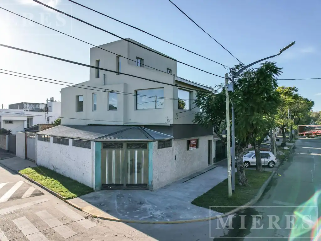 Casa en Venta en Av. Dardo Rocha - Tigre!