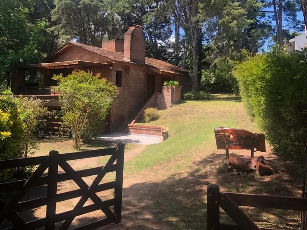 Alquiler Temporada Casa Cariló a 4 Cuadras de La Playa Parque 1500 m