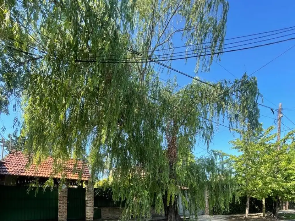 Única casa de estilo en ituzaingo sur