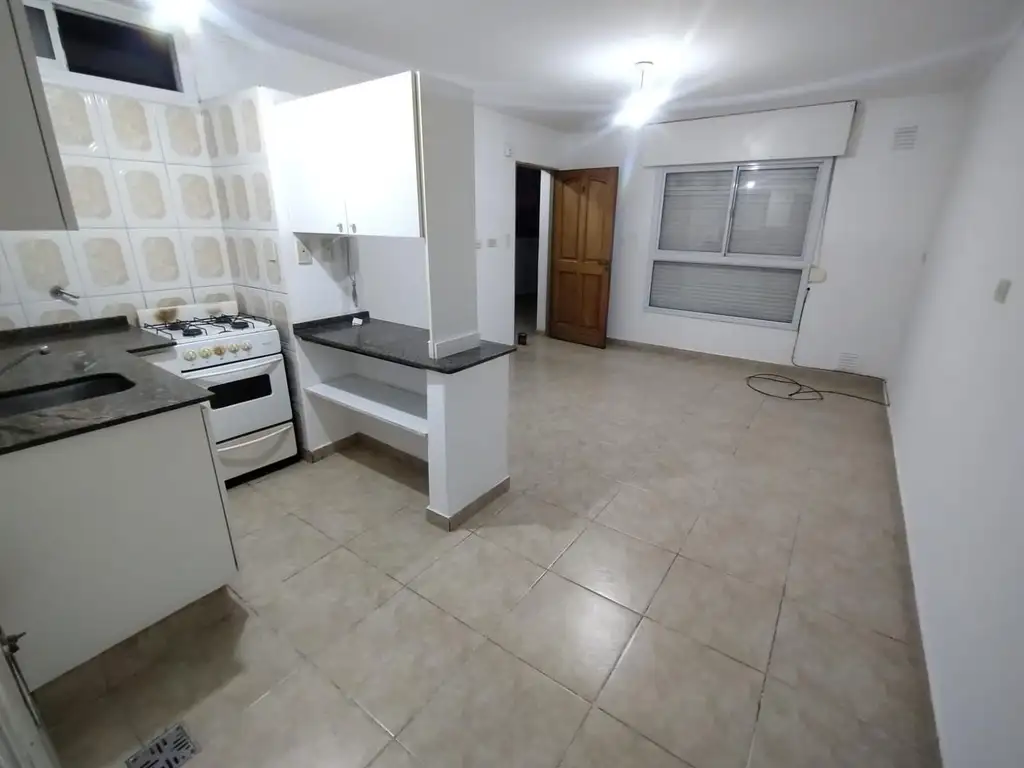 Departamento a la venta B° Alta Córdoba externo con balcón