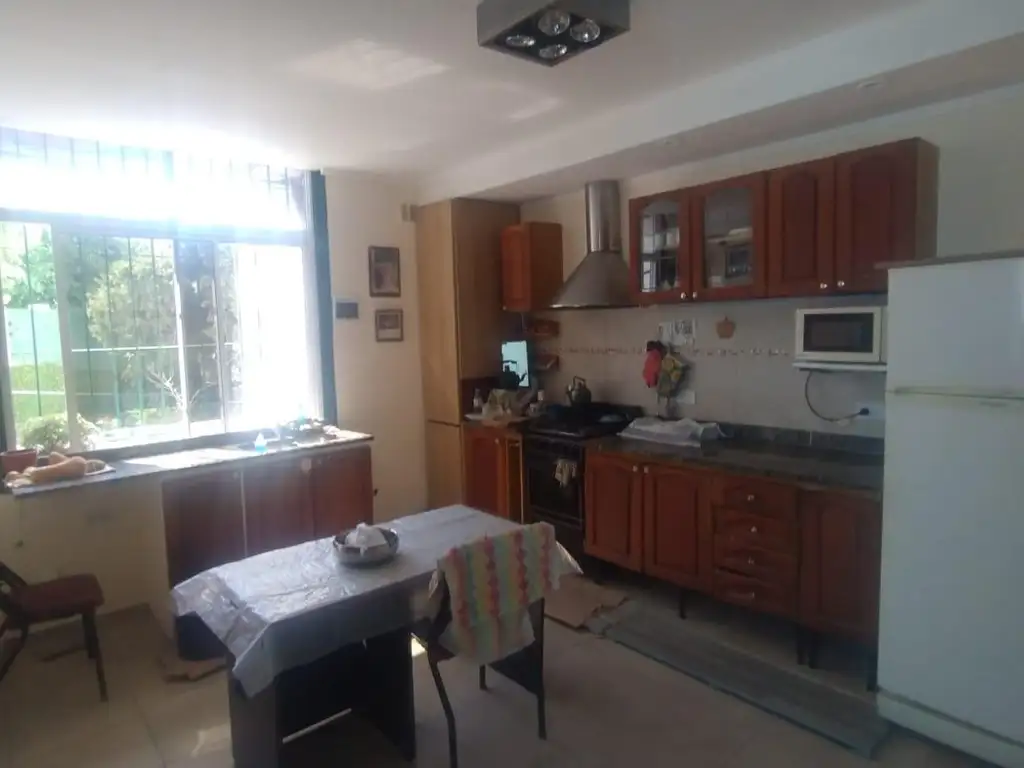 PH en venta - 2 Dormitorios 1 Baño - 164Mts2 - La Plata