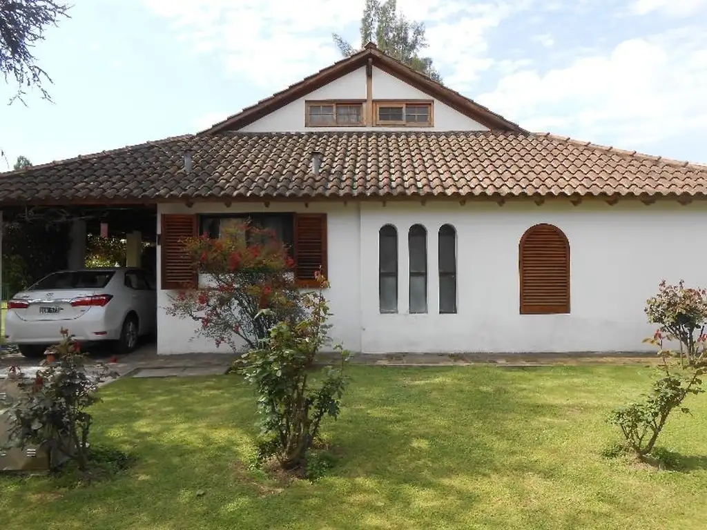 Casa Venta 5 ambientes 20 años, 220m2, Puerto Bermejo, Las Lajas