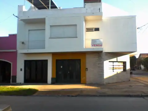 Departamento en venta - 2 Dormitorios 1 Baño - 90 mts2 - Chascomus