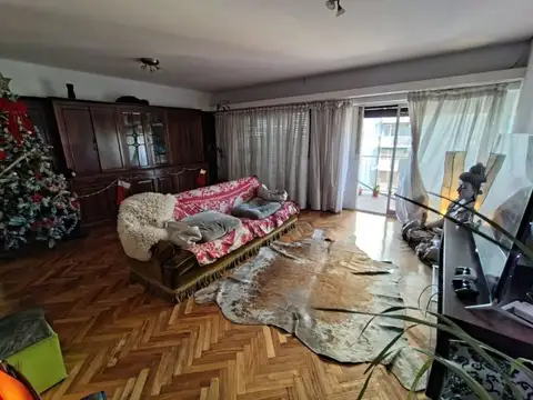 Venta semipiso 4 ambientes con cochera en Caballito