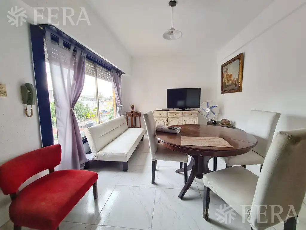 Venta PH de 3 ambientes con patio en Piñeyro (31732)