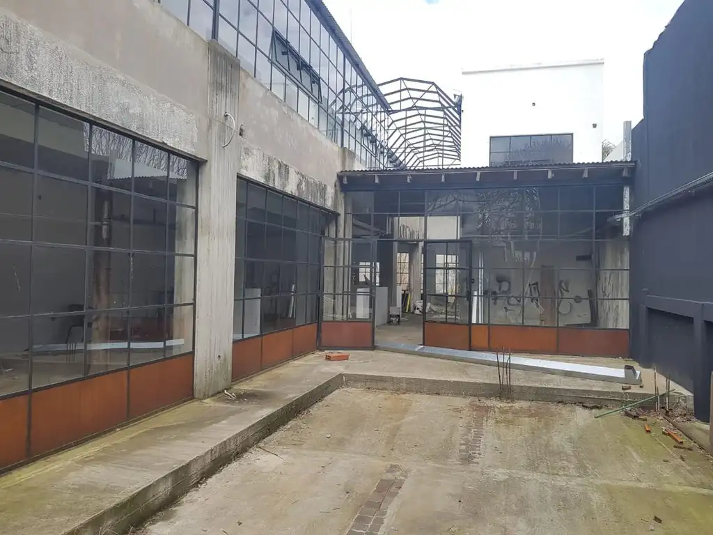 Galería Comercial en venta - 500Mts2  - City Bell