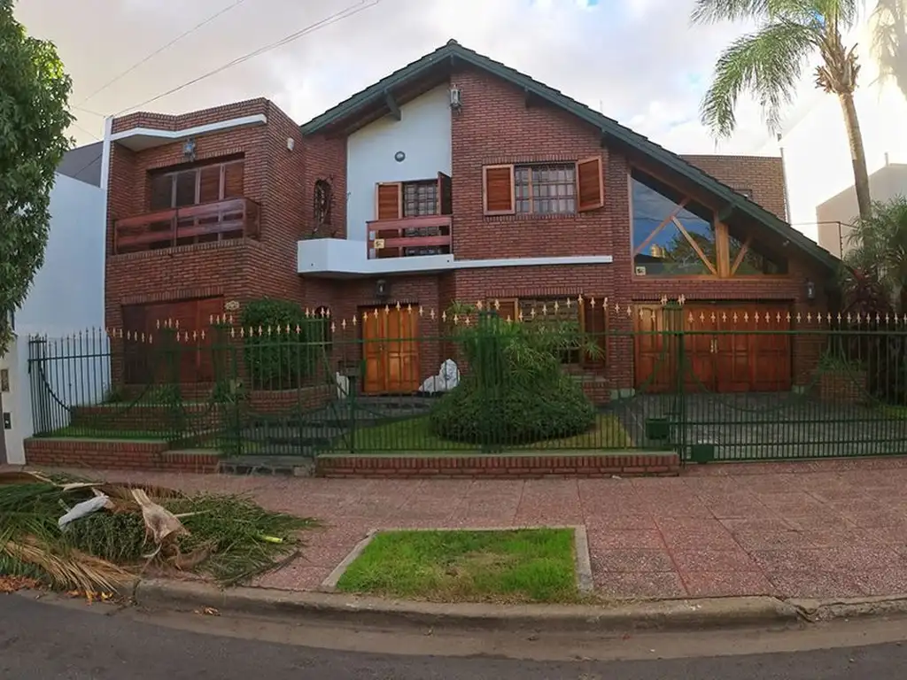 Casa - Venta - Argentina, RAMOS MEJIA - BELGRANO 700