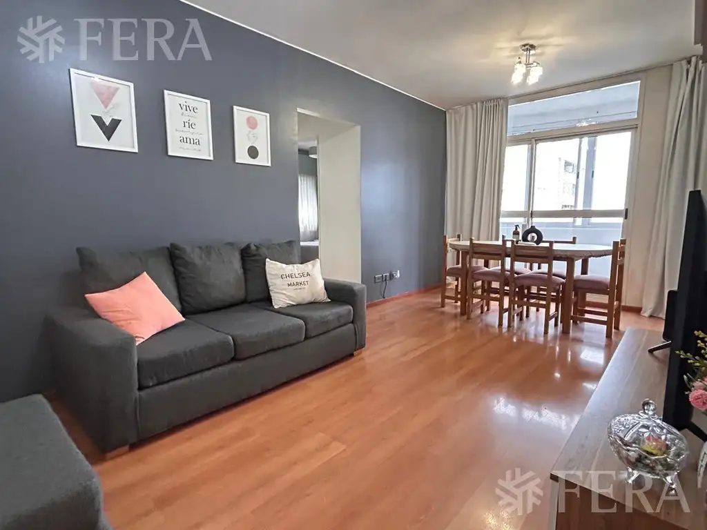 Venta departamento 3 ambientes con balcón en Avellaneda